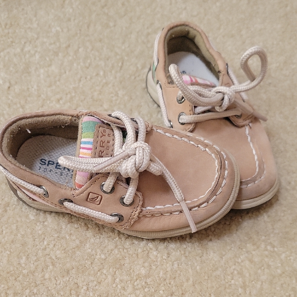 Sperry Kids Beige Tan Moccasins Girls Intrepid 5